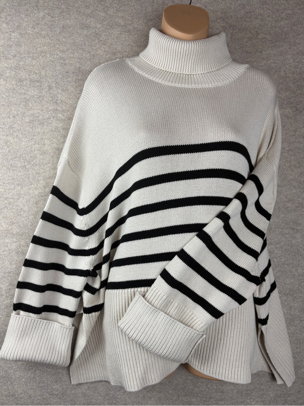 NWT Gap 24/7 Split Hem Turtleneck Sweater Striped XL